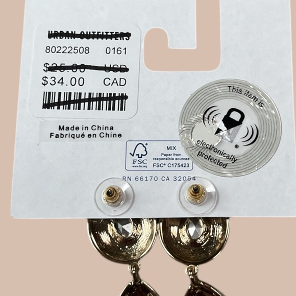 NWT Urban Outfitters White Dangly Earrings With Colored Stones - Picture 5 of 5